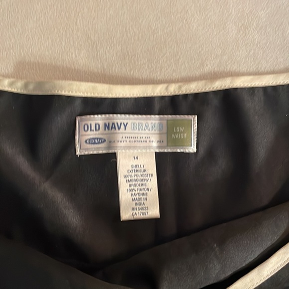 Old Navy Skirt - Picture 4 of 4